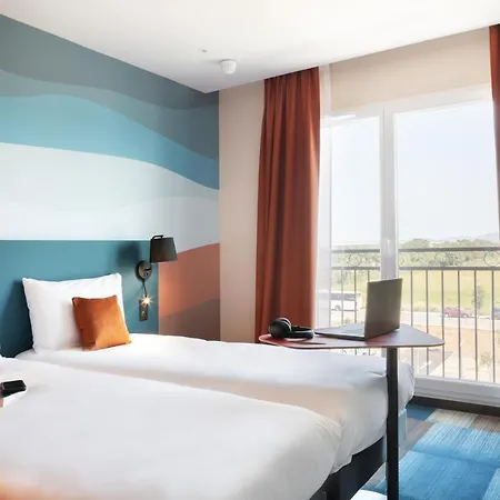 Ibis Styles ミラマ
