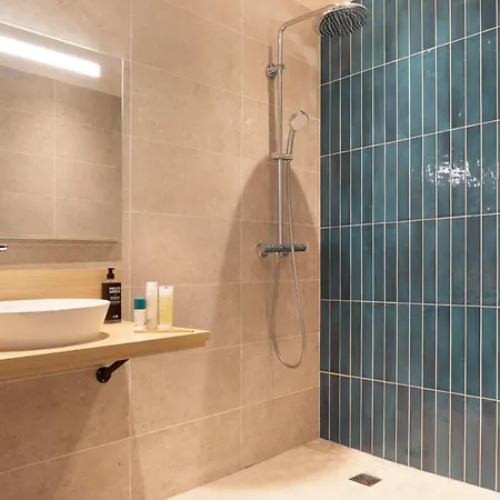 ホテル Ibis Styles 3*