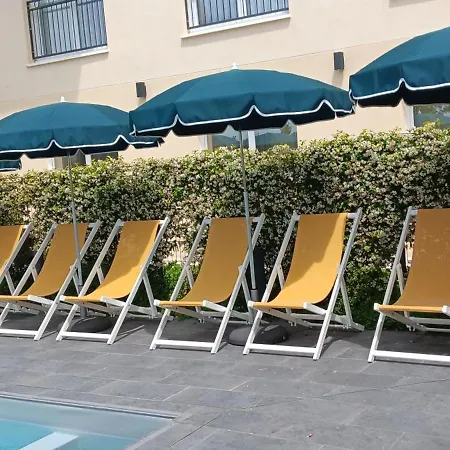 Ibis Styles 3* ミラマ
